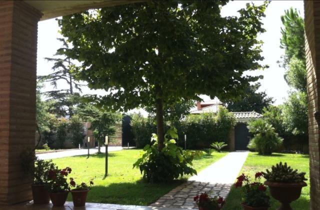 Colle La Guardia Hotel Sabaudia Exterior photo